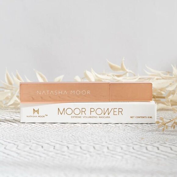 NIB 28.00 NATASHA MOORE MOOR POWER EXTREME BLACK MASCARA - Picture 3 of 6